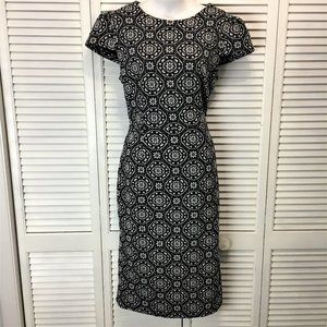 Betsy Johnson dress size 10 black white print knit